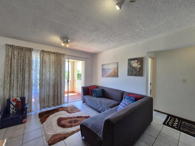 2 Bedroom Apartment in Uvongo Beach