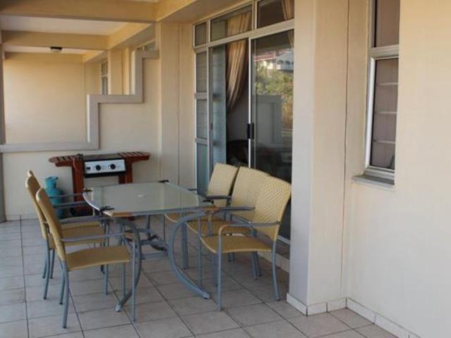2 Bedroom Apartment in Uvongo Beach