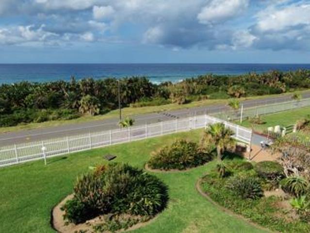 2 Bedroom Apartment in Uvongo Beach