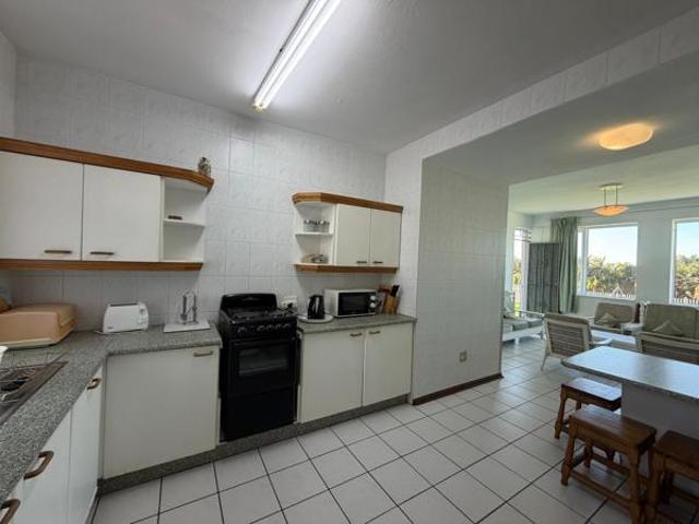 2 Bedroom Apartment in Uvongo Beach