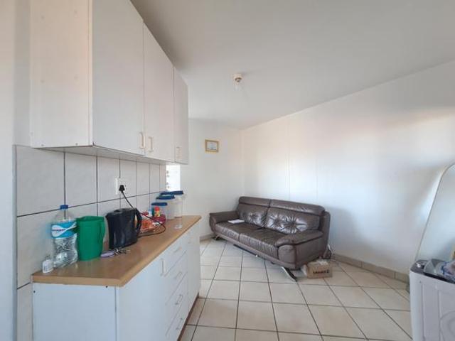 2 Bedroom Apartment in Uvongo Beach