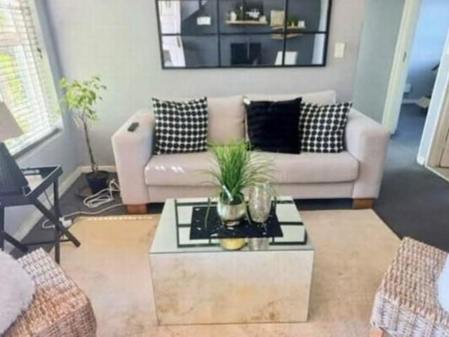 2 Bedroom Apartment in Uitzicht