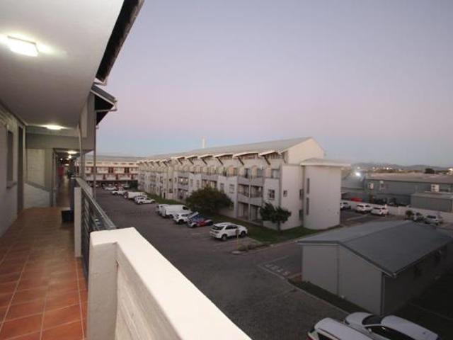 2 Bedroom Apartment in Uitzicht