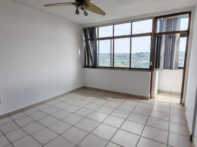 2 Bedroom Apartment in Umbogintwini