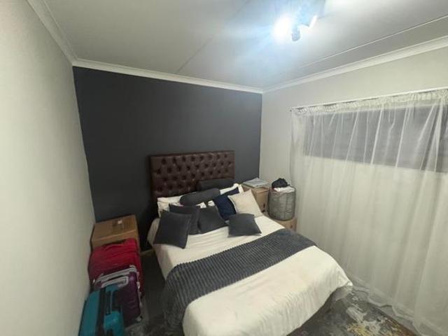 2 Bedroom Apartment in Umbogintwini