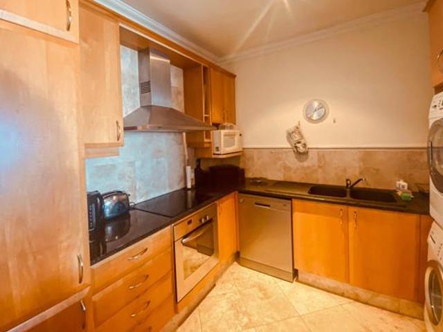 2 Bedroom Apartment in Umhlanga Rocks