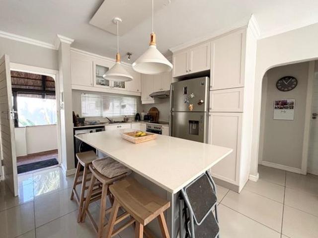 2 Bedroom Apartment in Umhlanga Rocks