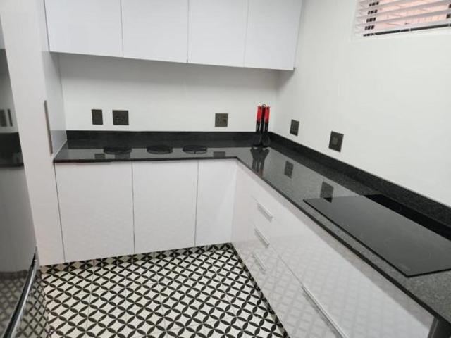 2 Bedroom Apartment in Umhlanga Rocks