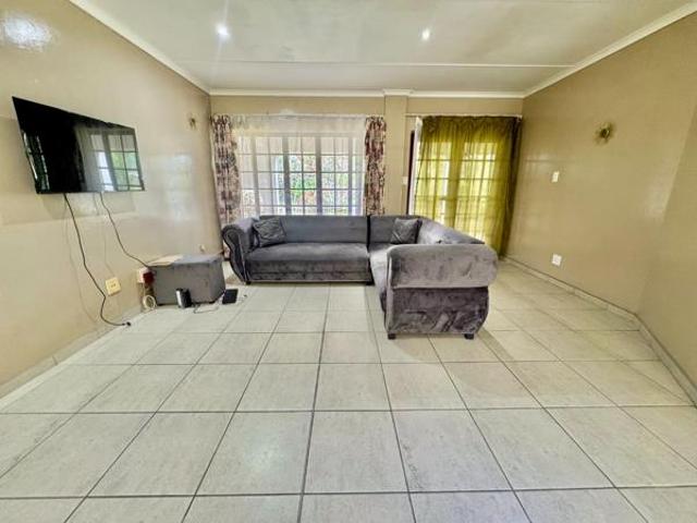 2 Bedroom Apartment in Umtentweni