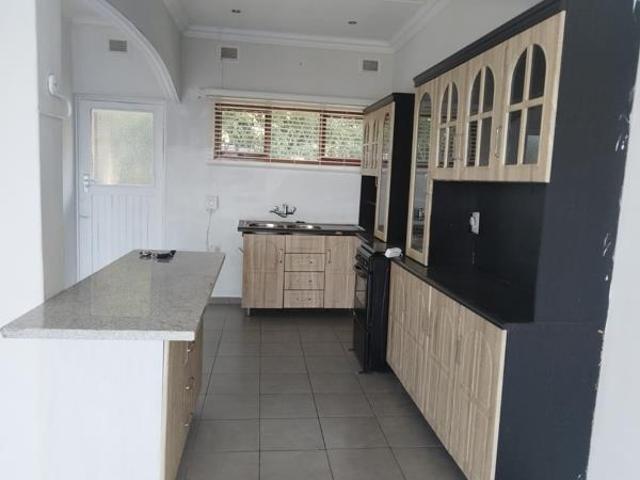 2 Bedroom Apartment in Umtentweni