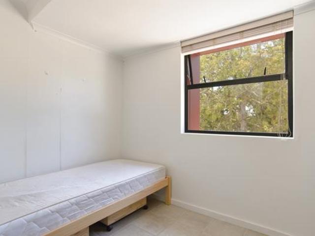 2 Bedroom Apartment in Universiteitsoord