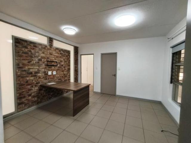 2 Bedroom Apartment in Van Der Hoff Park