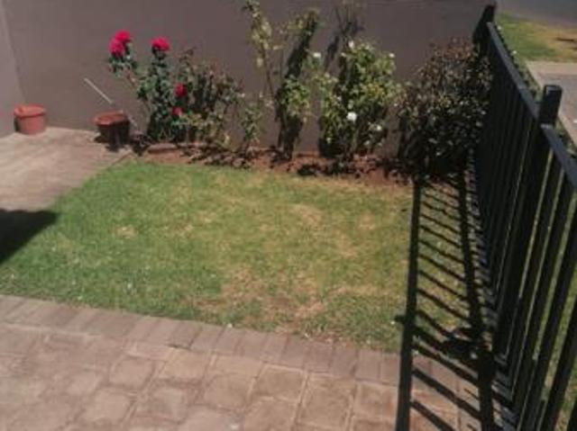 2 Bedroom Apartment in Van Dyk Park