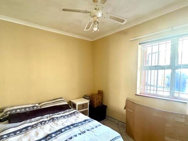 2 Bedroom Apartment in Van Ryneveld