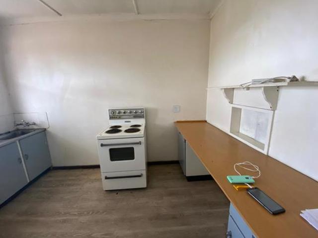 2 Bedroom Apartment in Vanderbijlpark CW2