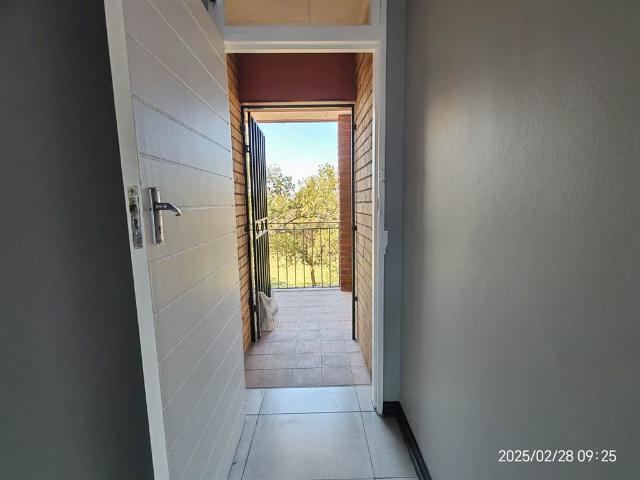 2 Bedroom Apartment in Vanderbijlpark CE2