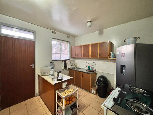 2 Bedroom Apartment in Vanderbijlpark Central West