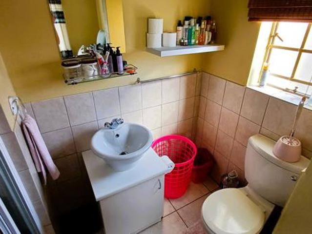 2 Bedroom Apartment in Vanderbijlpark SW5
