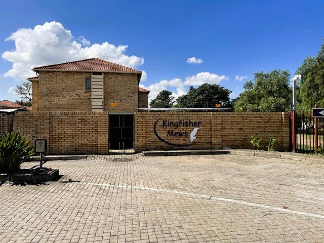 2 Bedroom Apartment in Vanderbijlpark SW