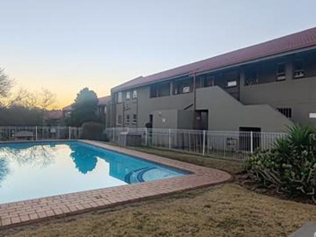 2 Bedroom Apartment in Vanderbijlpark SE3