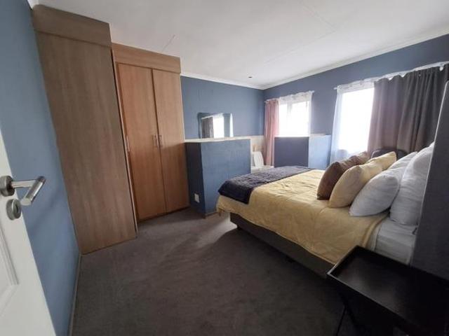 2 Bedroom Apartment in Vanderbijlpark SE