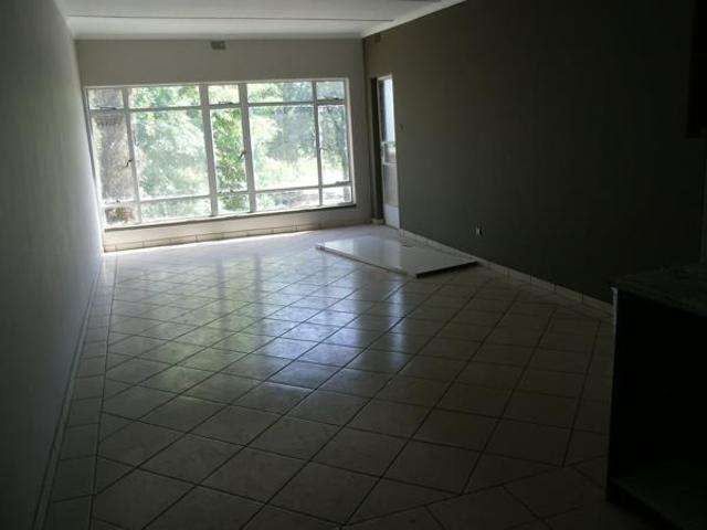 2 Bedroom Apartment in Vereeniging Central