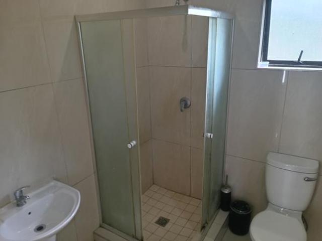 2 Bedroom Apartment in Verulam Central