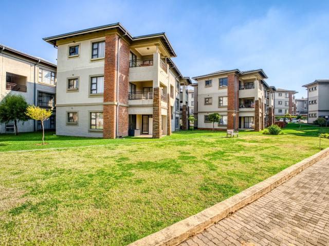 2 Bedroom Apartment in Victory Park