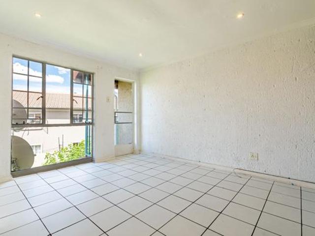 2 Bedroom Apartment in Vorna Valley