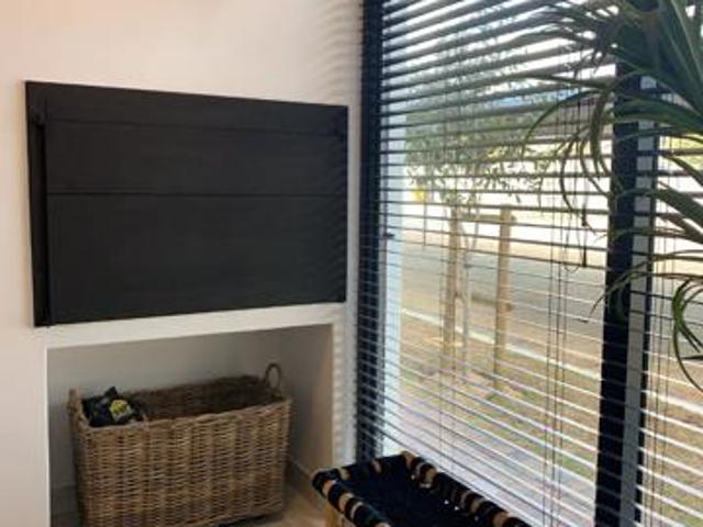 2 Bedroom Apartment in Vredekloof Heights