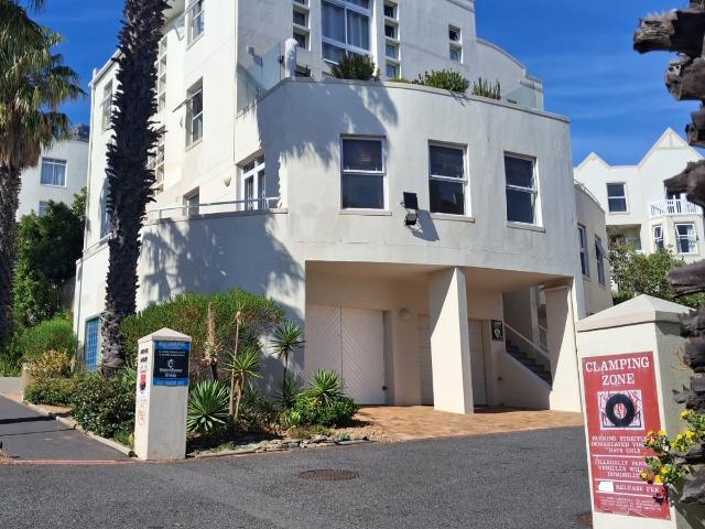 2 Bedroom Apartment in Vredehoek