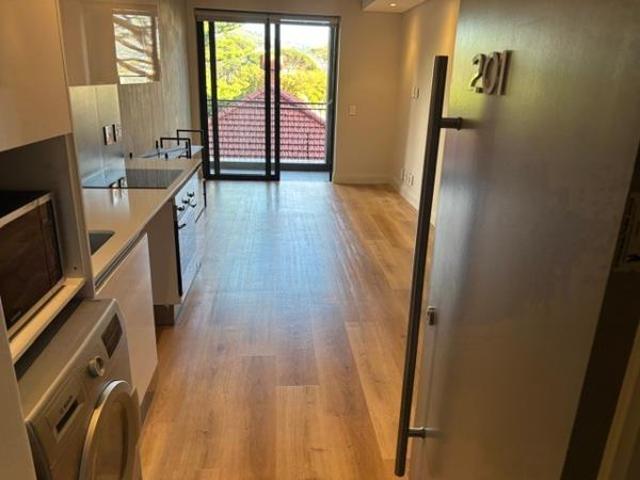 2 Bedroom Apartment in Vredehoek