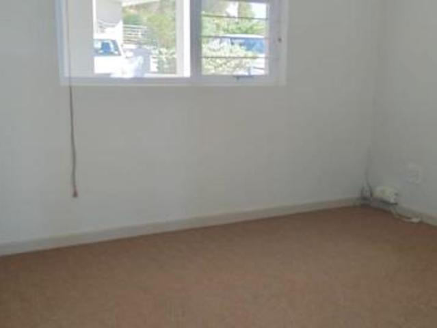 2 Bedroom Apartment in Vredehoek