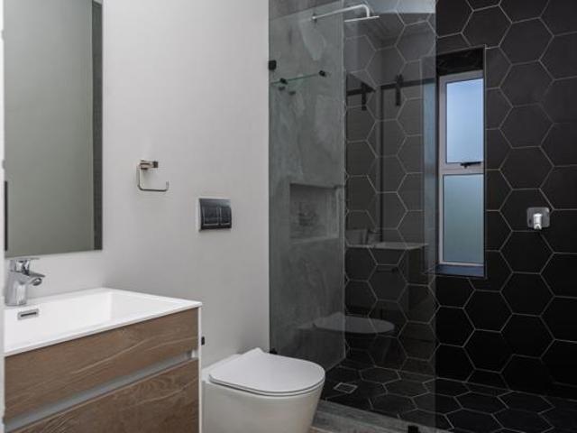2 Bedroom Apartment in Vrykyk