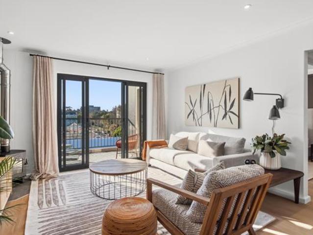 2 Bedroom Apartment in Wynberg Upper