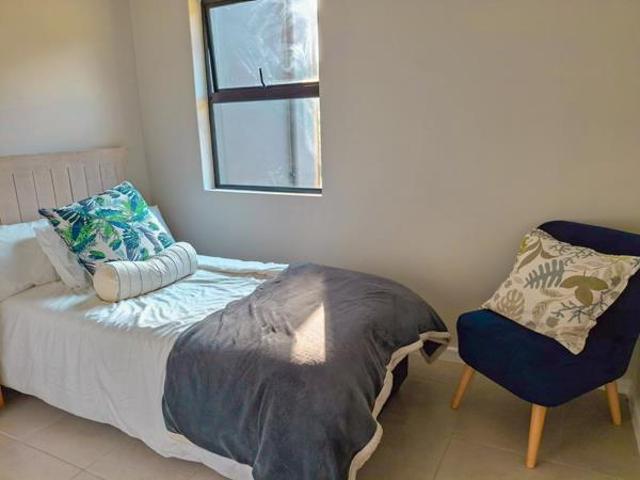 2 Bedroom Apartment in Waterfall
