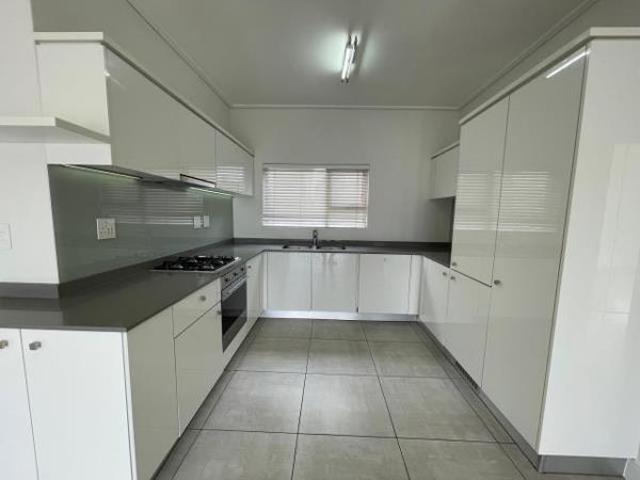 2 Bedroom Apartment in Waterfall
