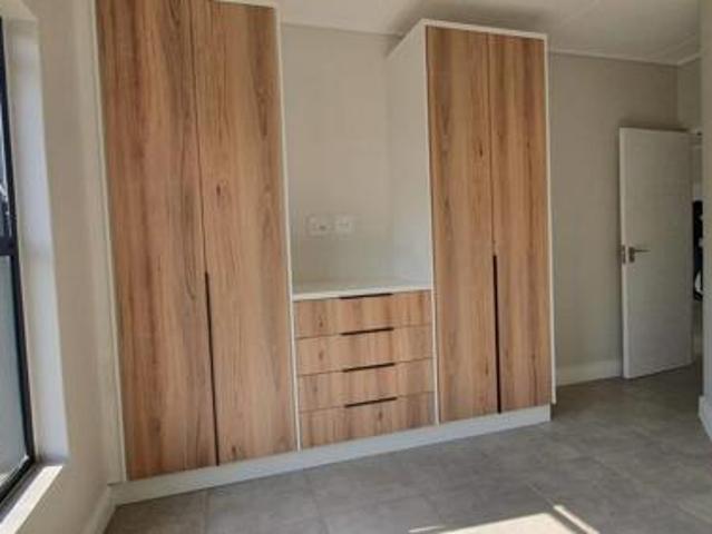 2 Bedroom Apartment in Waterfall