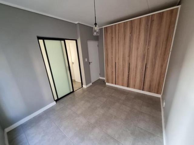 2 Bedroom Apartment in Waterfall