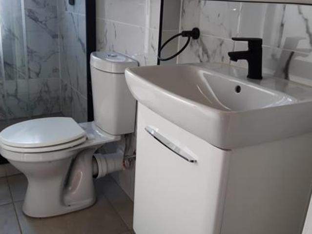 2 Bedroom Apartment in Waterfall