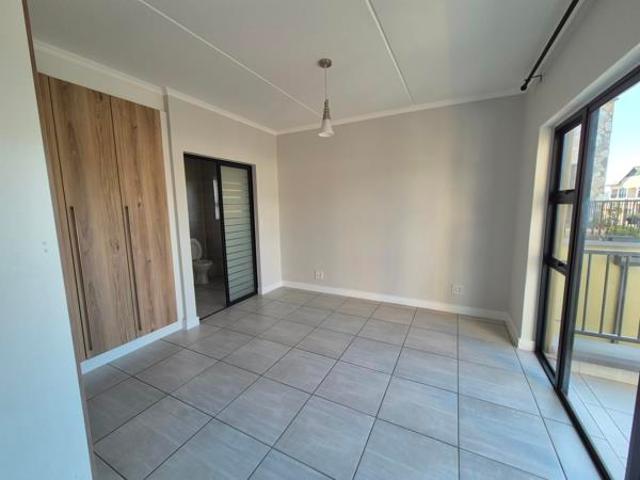 2 Bedroom Apartment in Waterfall