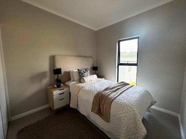 2 Bedroom Apartment in Waterfall