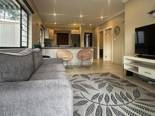 2 Bedroom Apartment in Waterfall