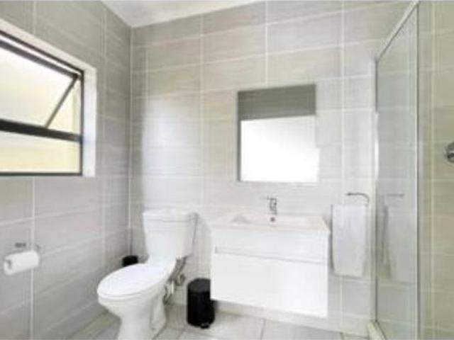 2 Bedroom Apartment in Waterfall