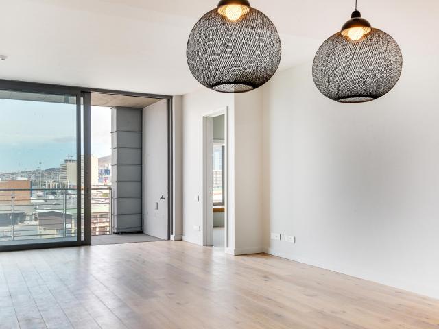 2 Bedroom Apartment in Waterfront