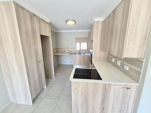 2 Bedroom Apartment in Waterkloof