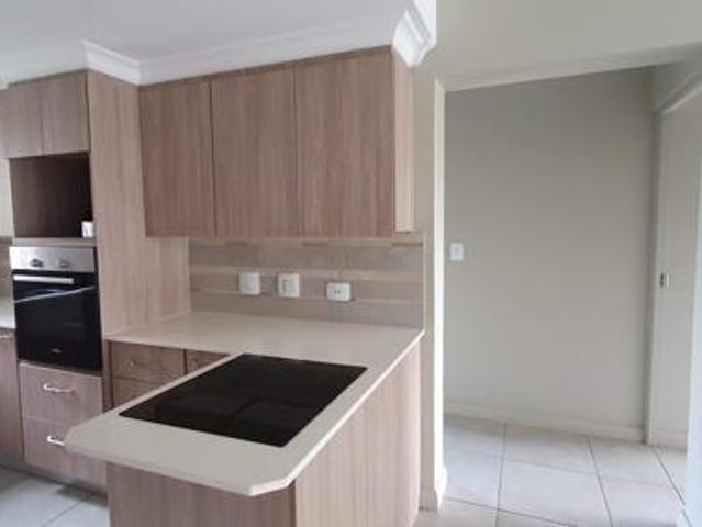 2 Bedroom Apartment in Waterkloof