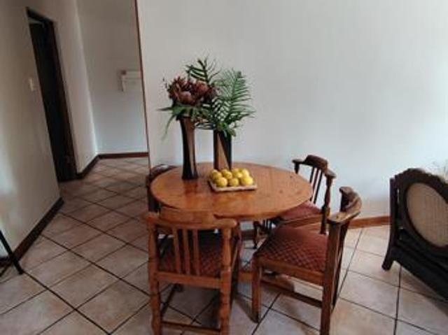 2 Bedroom Apartment in Waterkloof