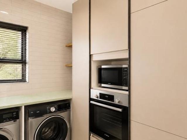 2 Bedroom Apartment in Waterkloof