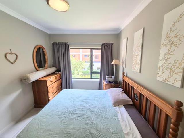 2 Bedroom Apartment in Waterkloof